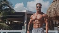Chris Bumstead workout plan. (Image via Wallpapers.com/ feargals)